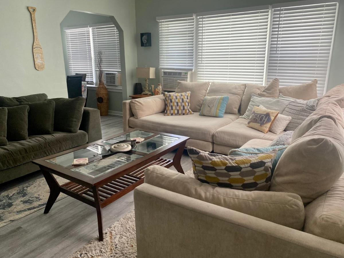5 Min To Beach Large Living Room Fenced Backyard Bbq Firepit Driveway Boat Parking Lake Worth Beach Exterior foto