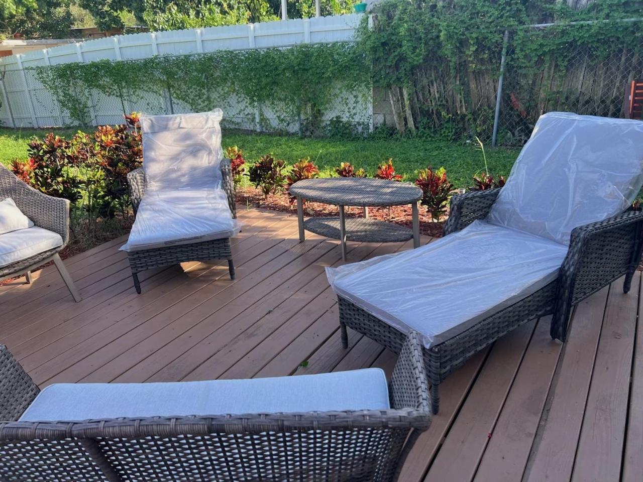 5 Min To Beach Large Living Room Fenced Backyard Bbq Firepit Driveway Boat Parking Lake Worth Beach Exterior foto